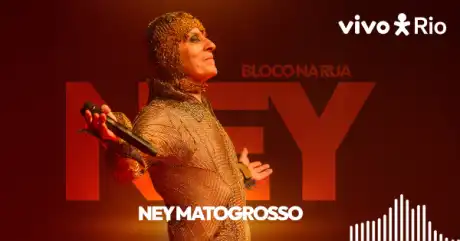 Ney Matogrosso se apresentando no Bloco na Rua no Vivo Rio, Rio de Janeiro
