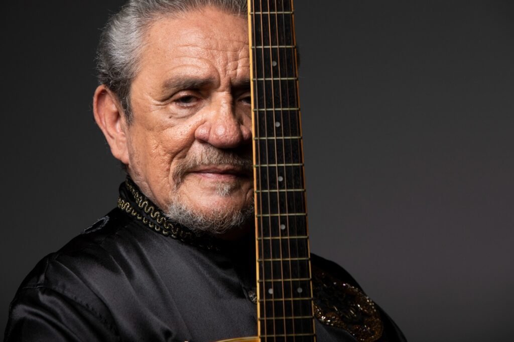 Festival de Inverno em Belo Horizonte com Zé Ramalho no palco