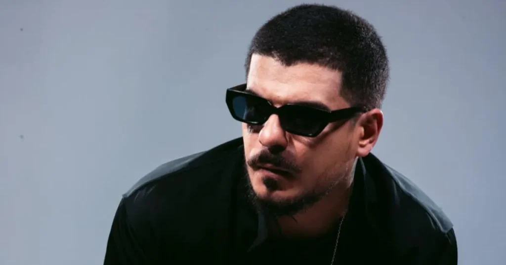 Imagem de Vintage Culture apresentando o DNA Art Car em evento em Belo Horizonte com arte e música eletrônica.