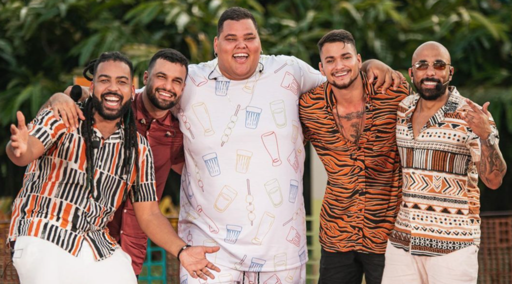Grupo Menos é Mais durante show da agenda 2026
