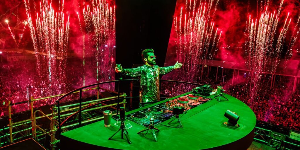 Show de Alok em Curitiba durante a Áurea Tour com palco grandioso e tecnologia de ponta