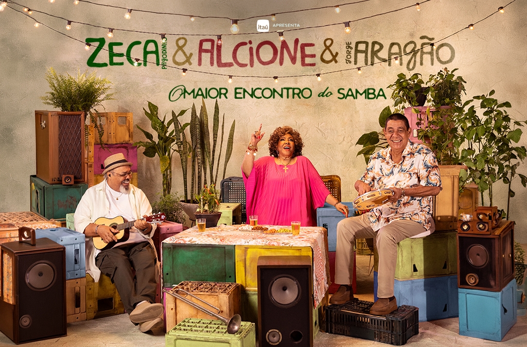 Zeca Pagodinho, Alcione e Jorge Aragão se apresentando em um show no Nubank Parque, em São Paulo